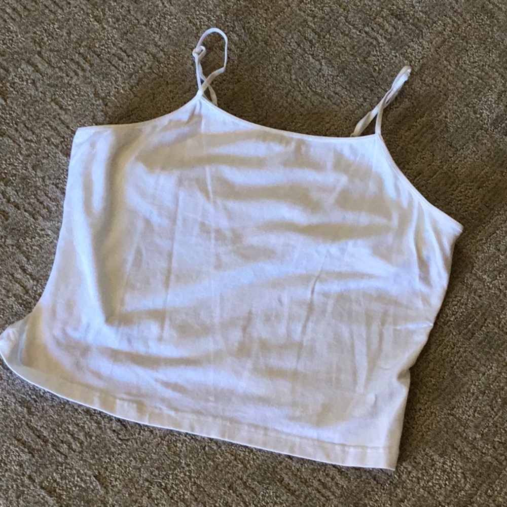 Chelsea Studio white tank size XL